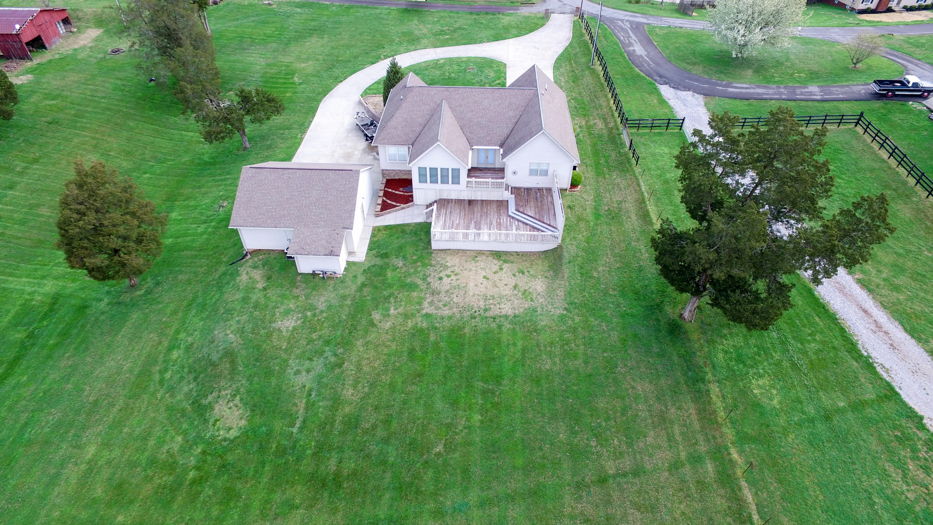 7907 Griffith Road Knoxville, TN 37938 - Photo 3 of 33 7907 Griffith-042