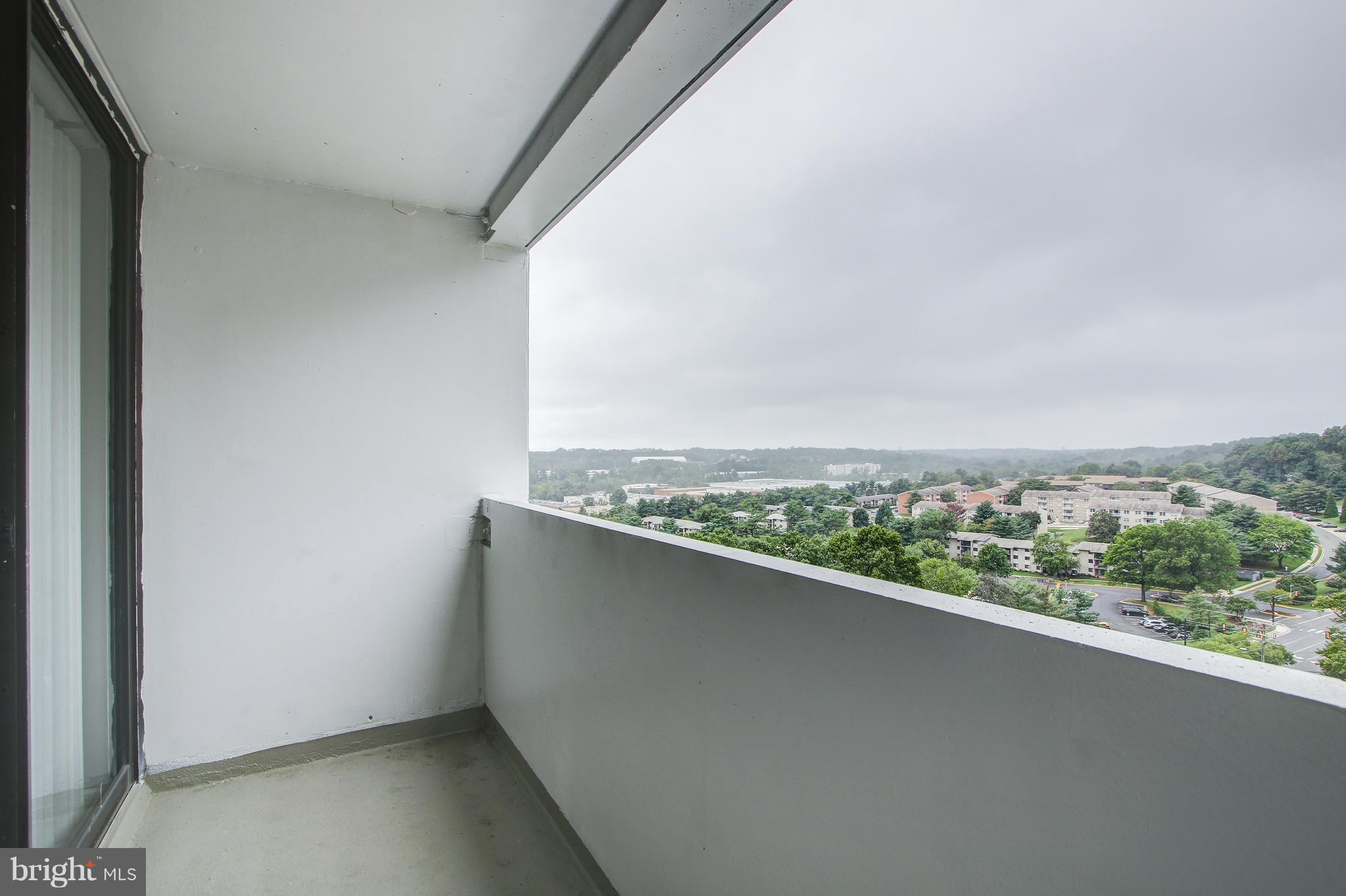 5911 Edsall Road, Unit 902 Alexandria, VA 22304 - Photo 9 of 26 a view of balcony