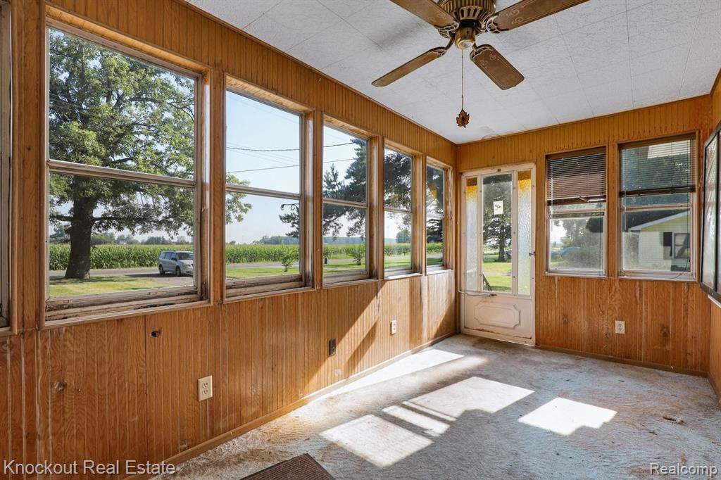 5910 Baker Road Bridgeport, MI 48722 - Photo 4 of 27