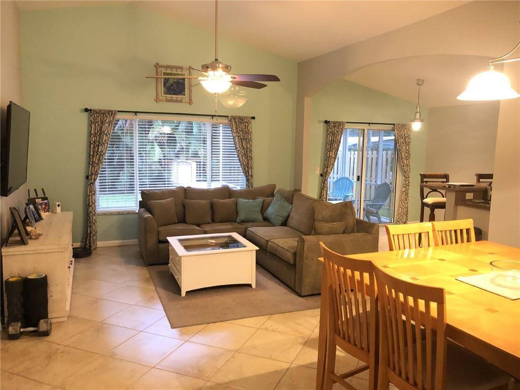 2534 Southeast Springtree Place Stuart, FL 34997 - Photo 8 of 20 Photo 8
