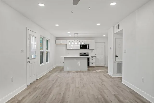 $239,999 | 517 Fairlawn Drive, Terrytown, LA 70056