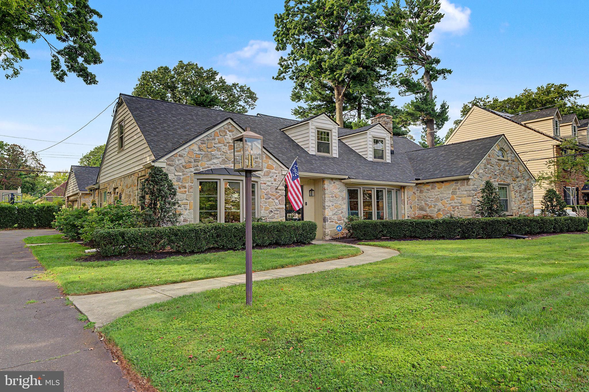 830 Gregory Road Rydal, PA 19046 - Photo 4 of 42 Gallery Image 4