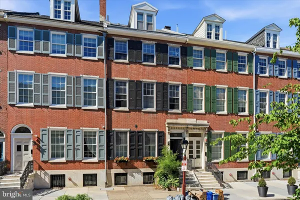 $1,500 | 715 Pine Street, Unit 2, Philadelphia, PA 19106