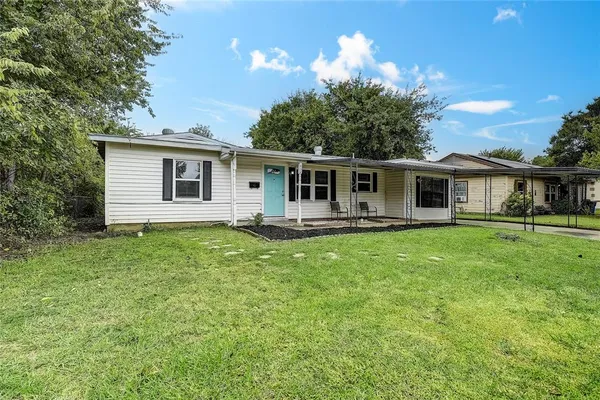 $225,000 | 802 East Dallas Street, Mansfield, TX 76063