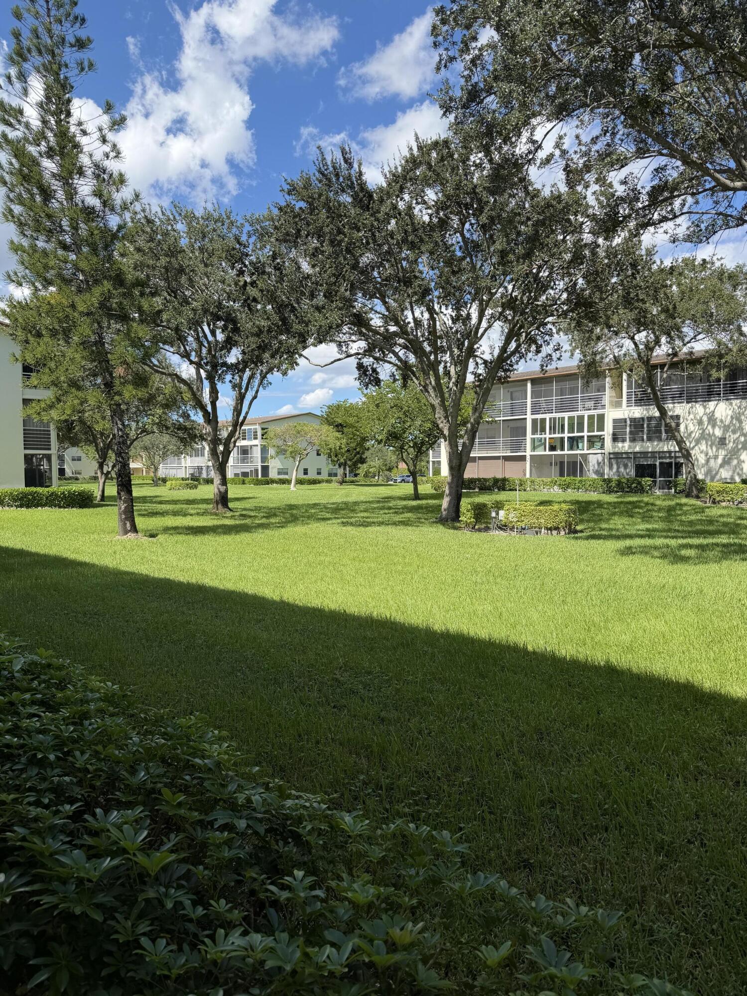 387 Mansfield I Boca Raton, FL 33434 - Photo 21 of 26 IMG_0837