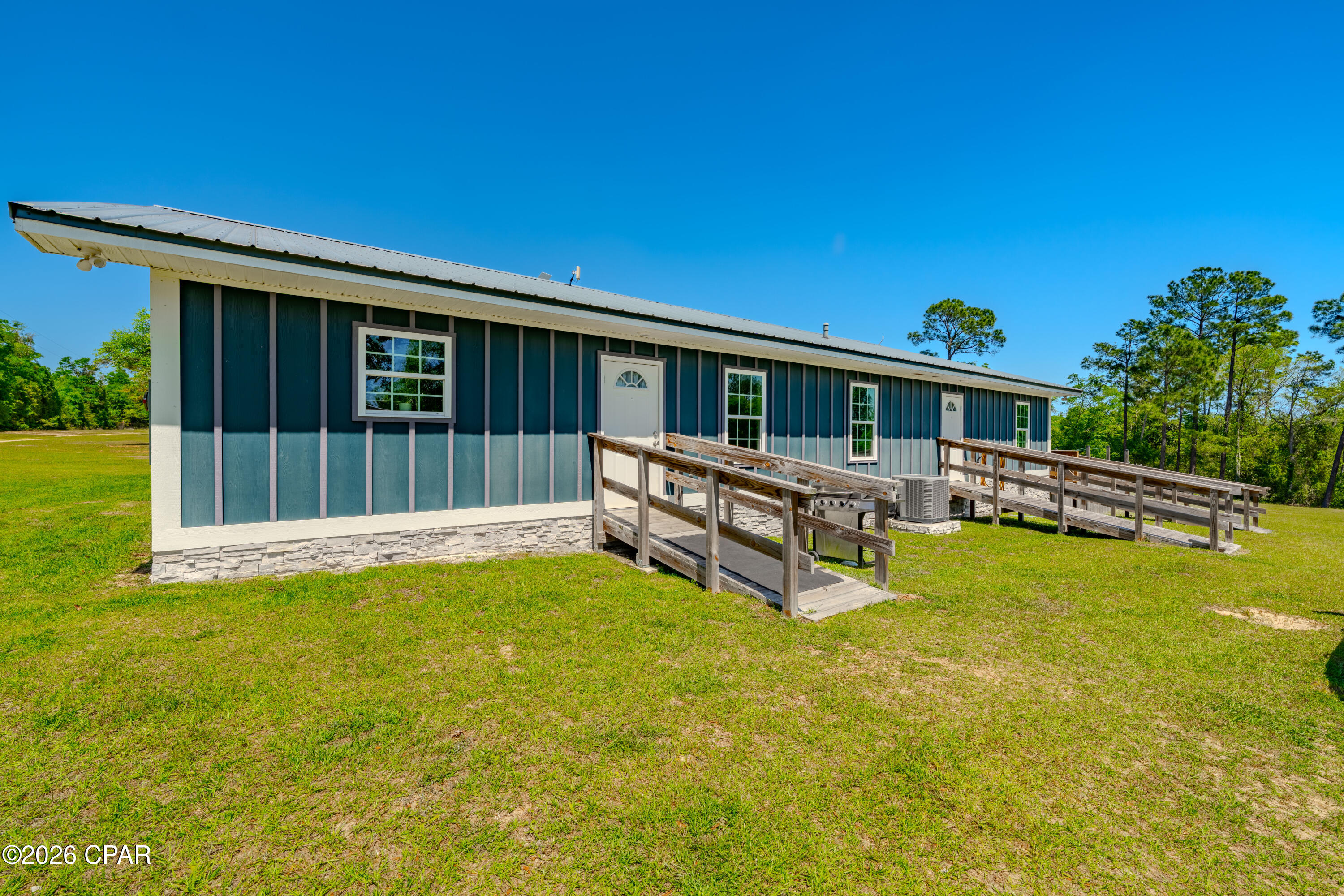 2089 Pike Pond Road Alford, FL 32420 - Photo 26 of 31