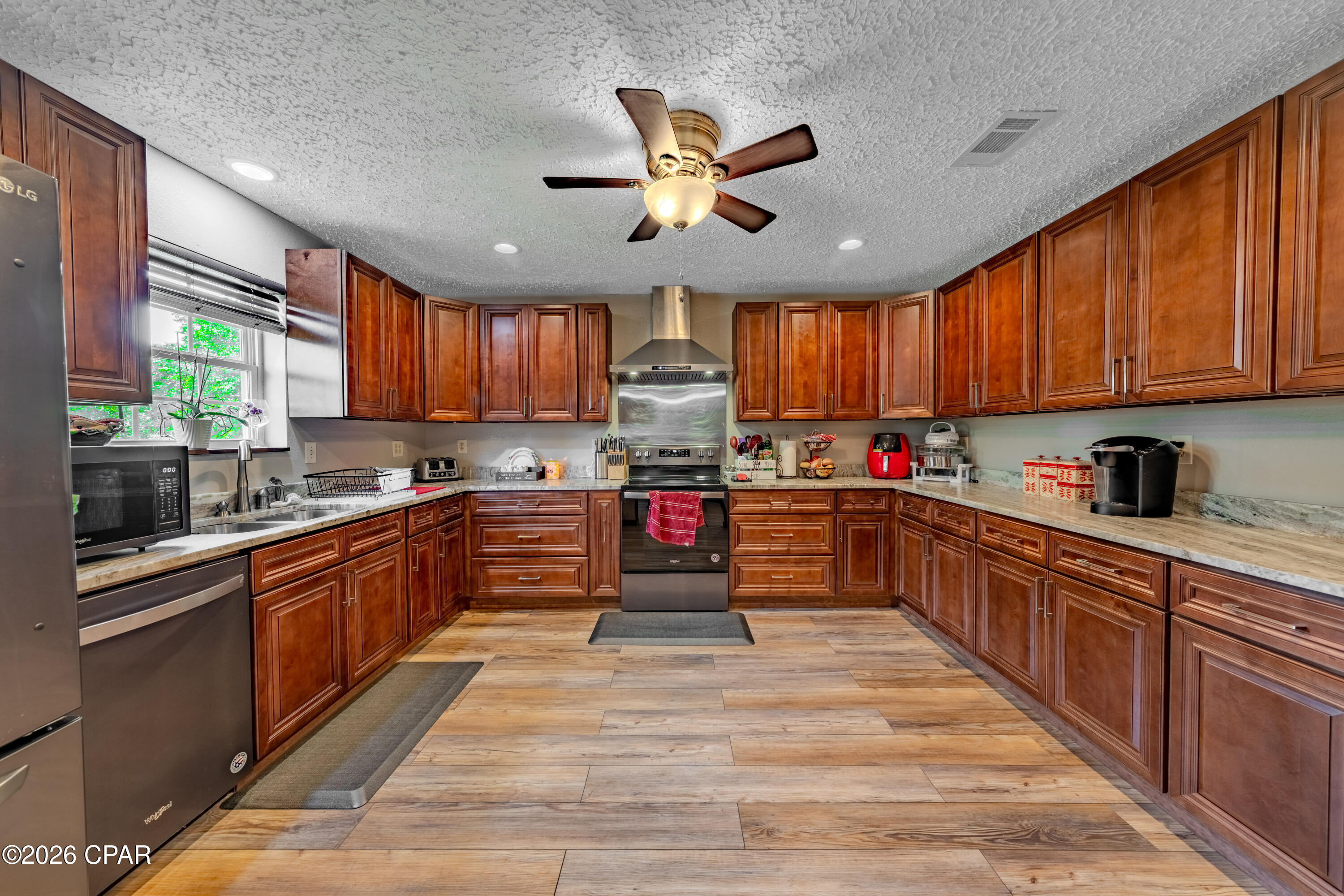 2089 Pike Pond Road Alford, FL 32420 - Photo 3 of 31