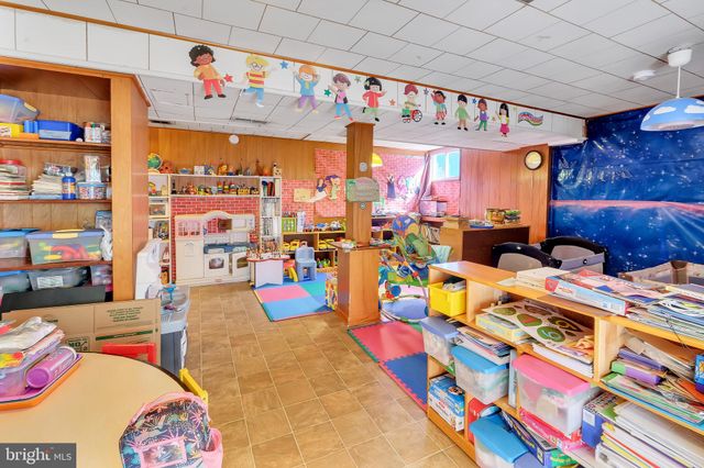 $500,000 | 11303 Ashley Drive, Rockville, MD 20852