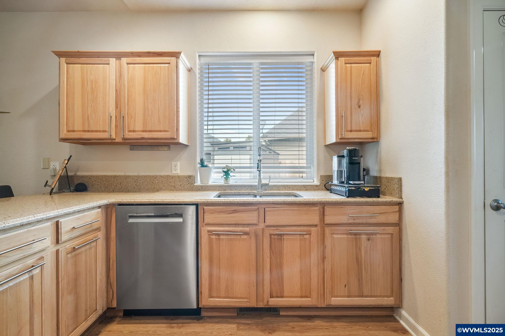 1712 25th Avenue Southwest Albany, OR 97321 - Photo 15 of 37