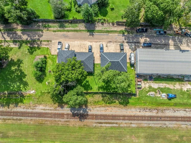 $275,000 | 305 East Railroad Street, Unit A/B, Kinder, LA 70648