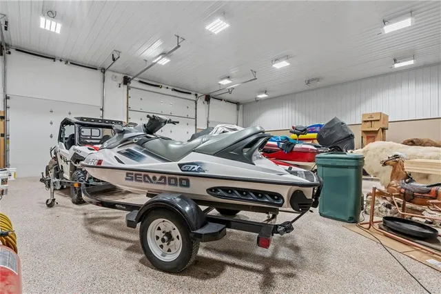 $1,975,000 | 7803 Northeast 160th Terrace, Smithville, MO 64089