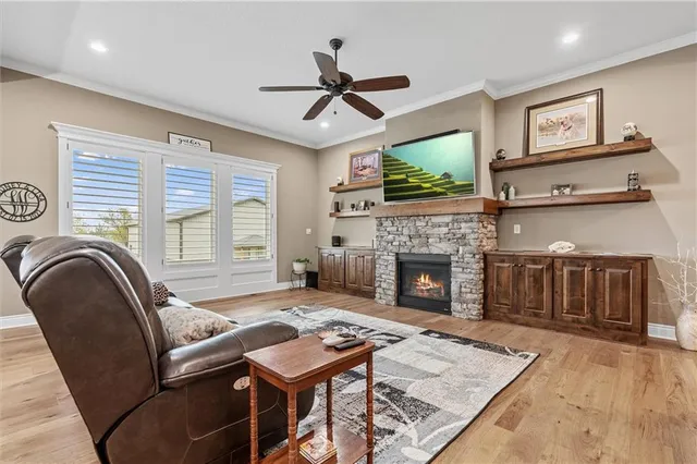 $1,975,000 | 7803 Northeast 160th Terrace, Smithville, MO 64089