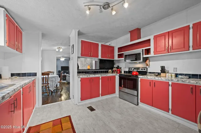 $150,000 | 261 Friendship Drive, Walstonburg, NC 27888