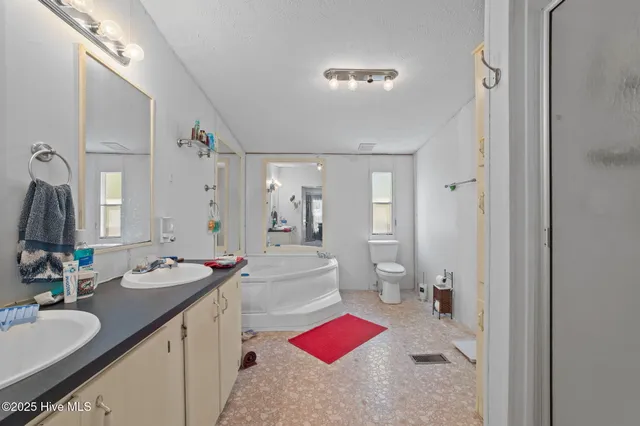 $150,000 | 261 Friendship Drive, Walstonburg, NC 27888