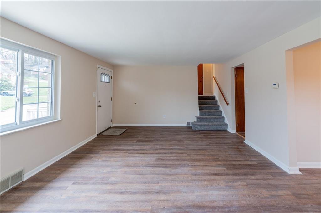 177 Poplar Ridge Road Penn Hills, PA 15235 - Photo 8 of 36 Gallery Image 8