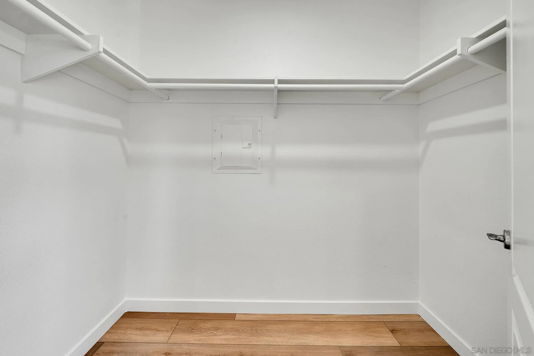 10235 Madrid Way, Unit 108 Spring Valley, CA 91977 - Photo 17 of 22 a view of a room
