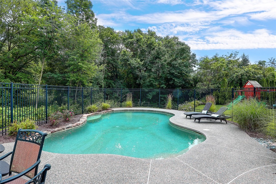 32 Britts Ridge Cumberland, RI 02864 - Photo 48 of 50