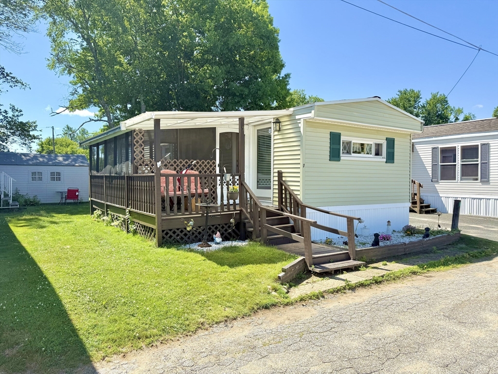 268 Palmer Road, Unit 7 Monson, MA 01057 - Photo 1 of 26 Gallery Image 1