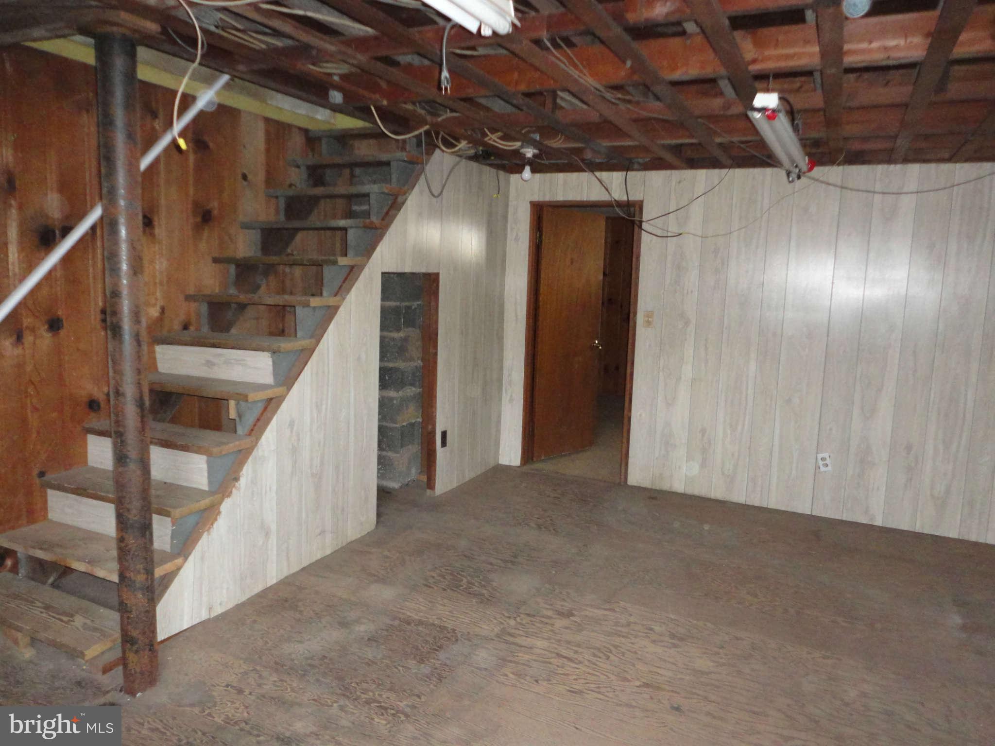 2437 Ridge Road Baltimore, MD 21244 - Photo 14 of 18 Lower Level
