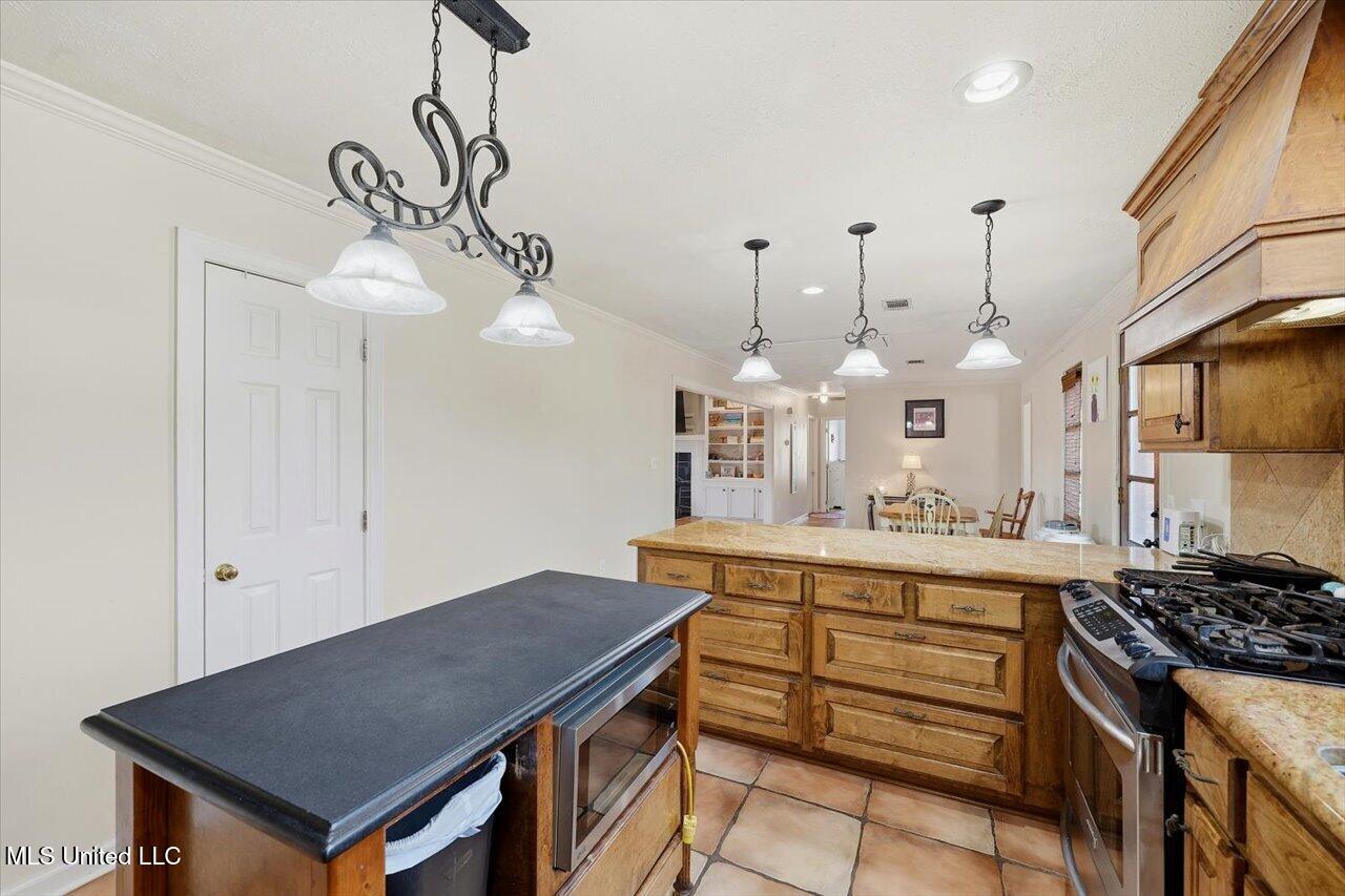 111 Corley Circle Brandon, MS 39042 - Photo 14 of 50 14-111 Corley Cir _ Home Tours MS