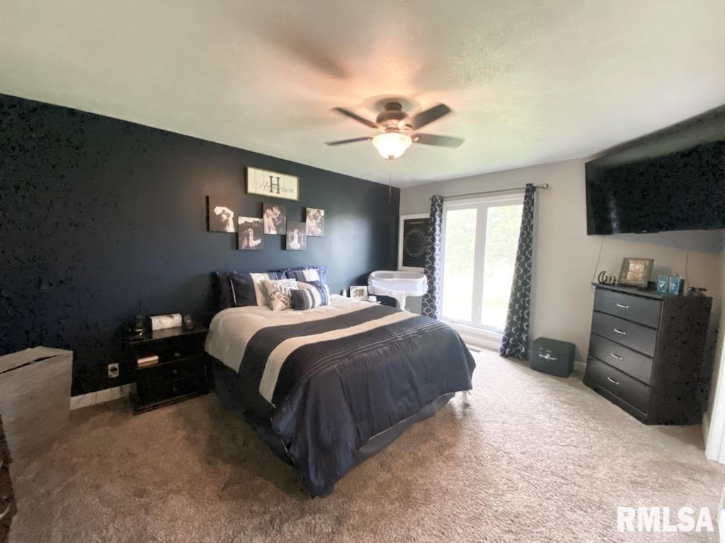 2101 Hoffman Road Murphysboro, IL 62966 - Photo 7 of 19 Gallery Image 7