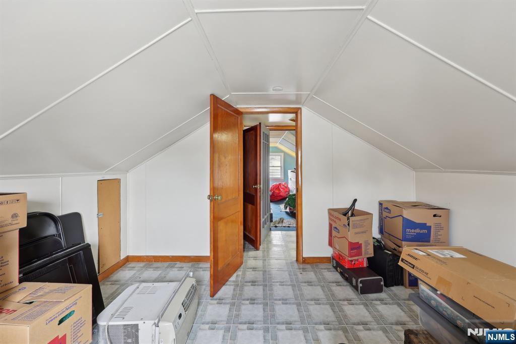 48 Marinus Street Rochelle Park, NJ 07662 - Photo 29 of 42