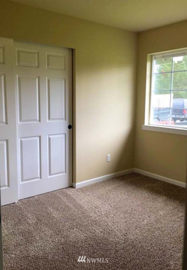 18321 Ivan Street Southwest Rochester, WA 98579 - Photo 12 of 24