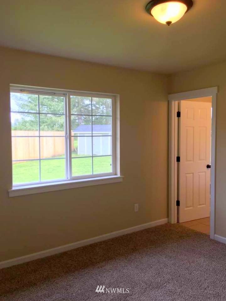 18321 Ivan Street Southwest Rochester, WA 98579 - Photo 16 of 24