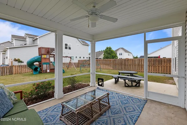 $490,000 | 907 West Arboria Drive, Hampstead, NC 28443