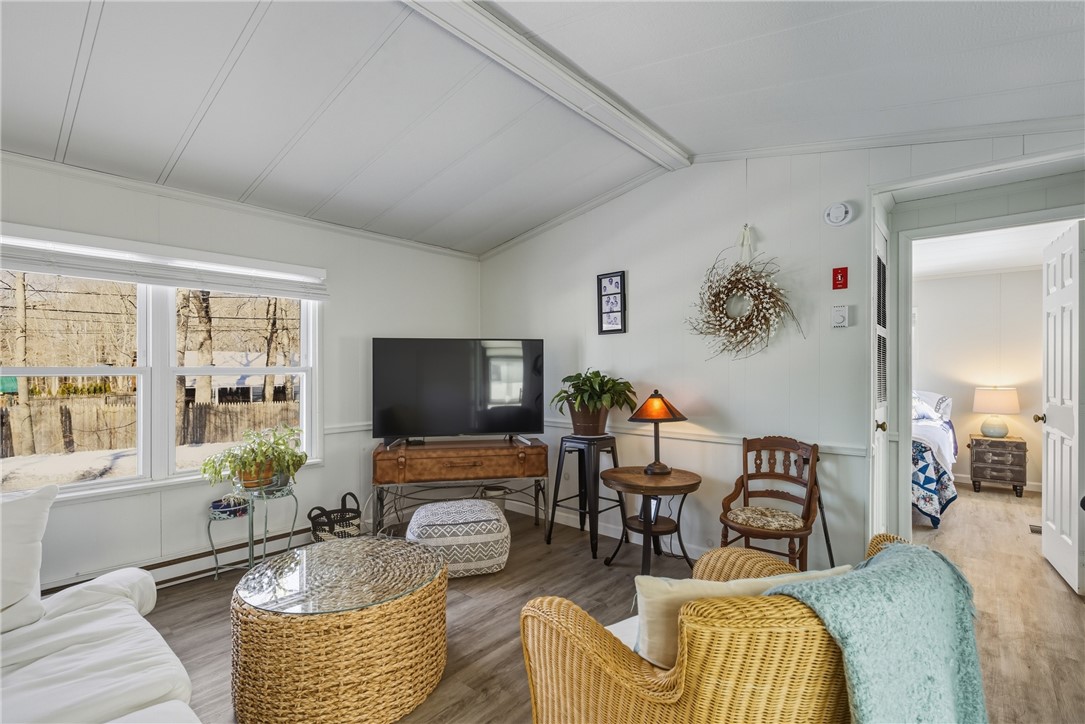 502 Forest Road Middletown, RI 02842 - Photo 17 of 31 Gallery Image 17