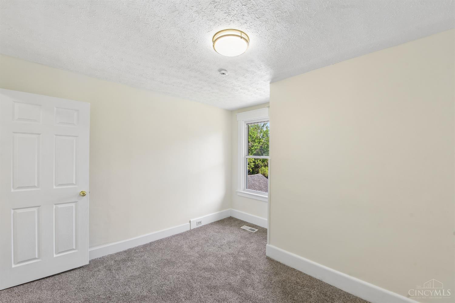 1524 Adams Road Cincinnati, OH 45231 - Photo 38 of 63