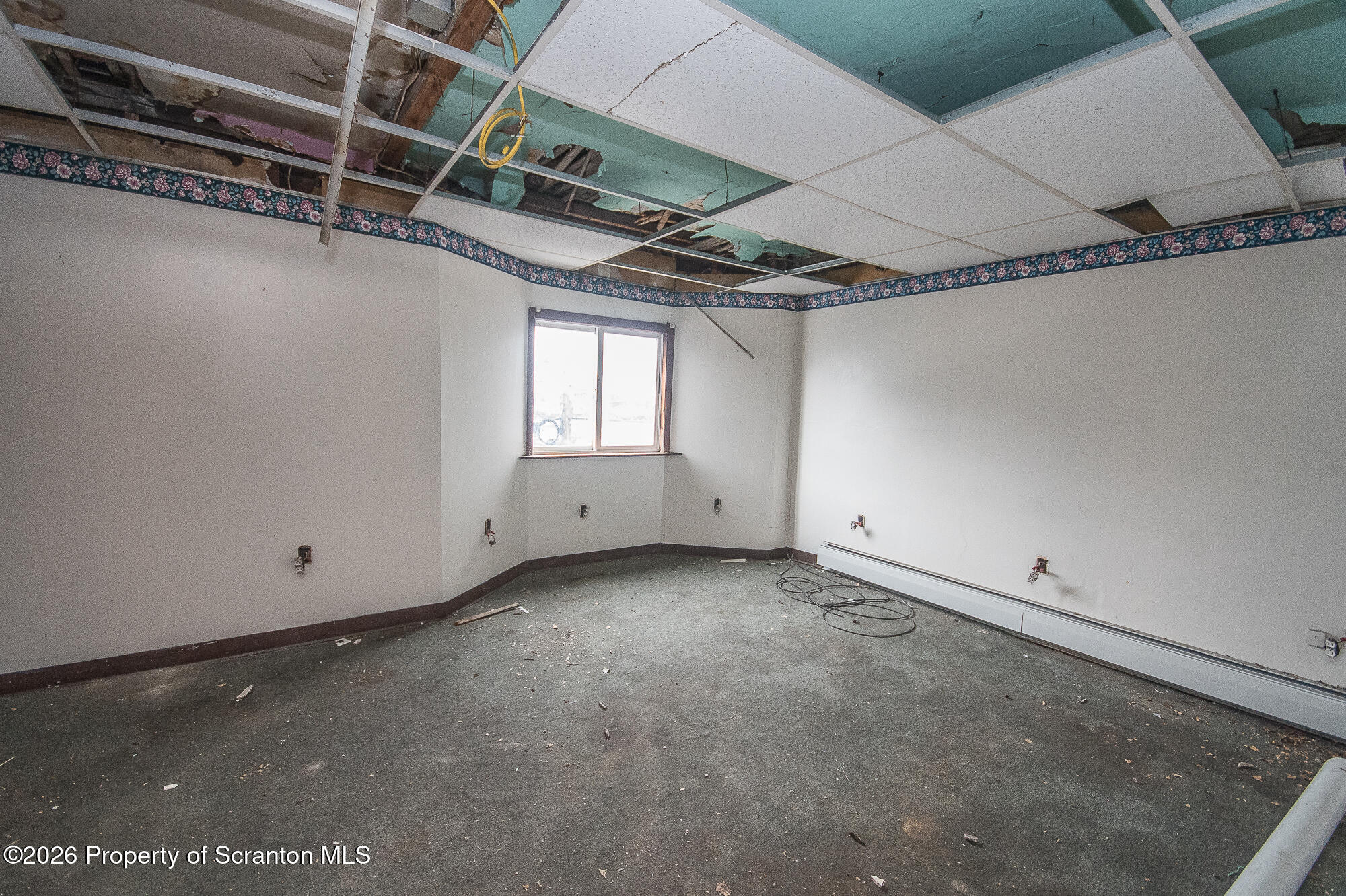 922 West Elm Street Scranton, PA 18504 - Photo 18 of 29 a view of a room with racks