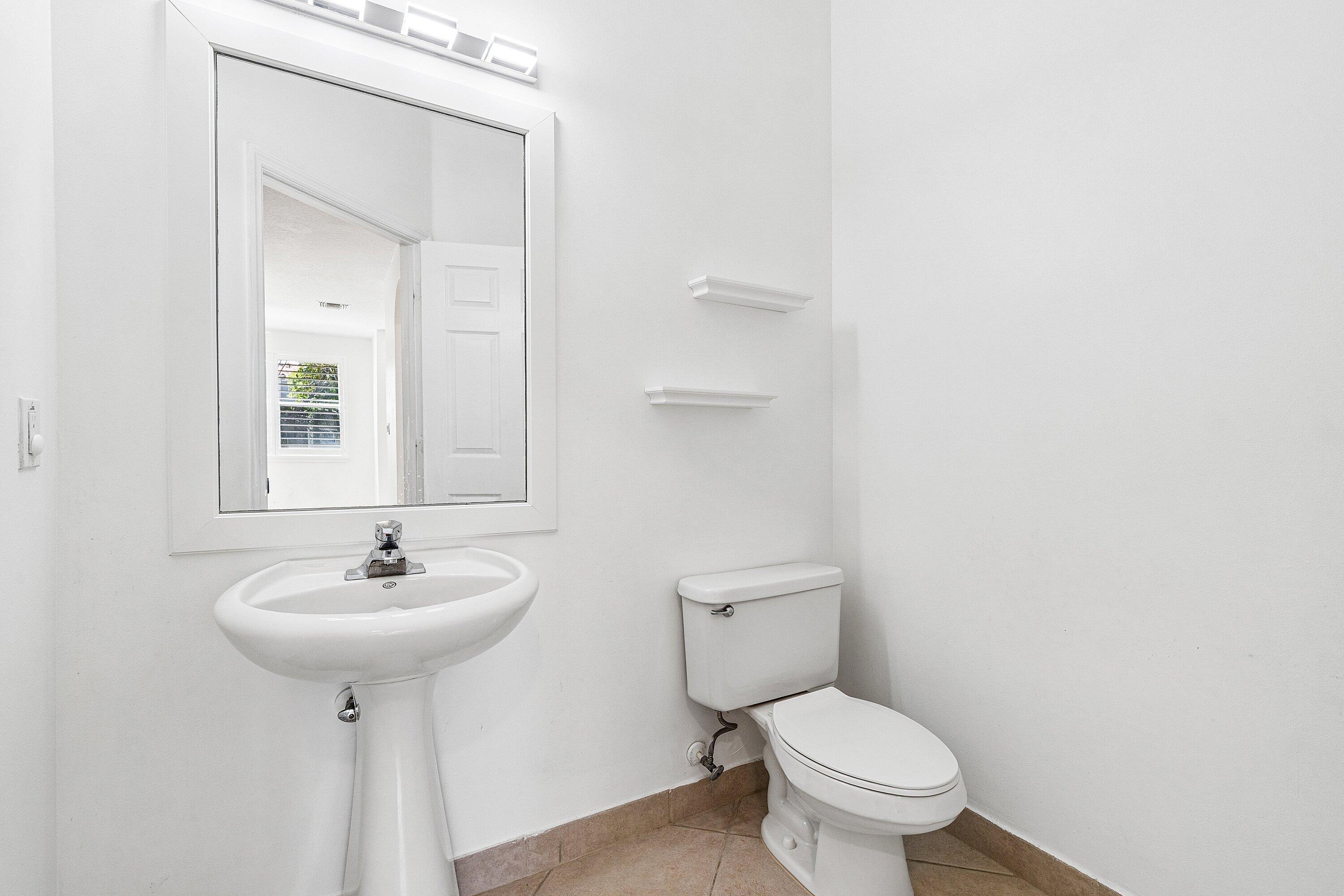139 Coconut Key Lane Delray Beach, FL 33484 - Photo 14 of 32 powderroom
