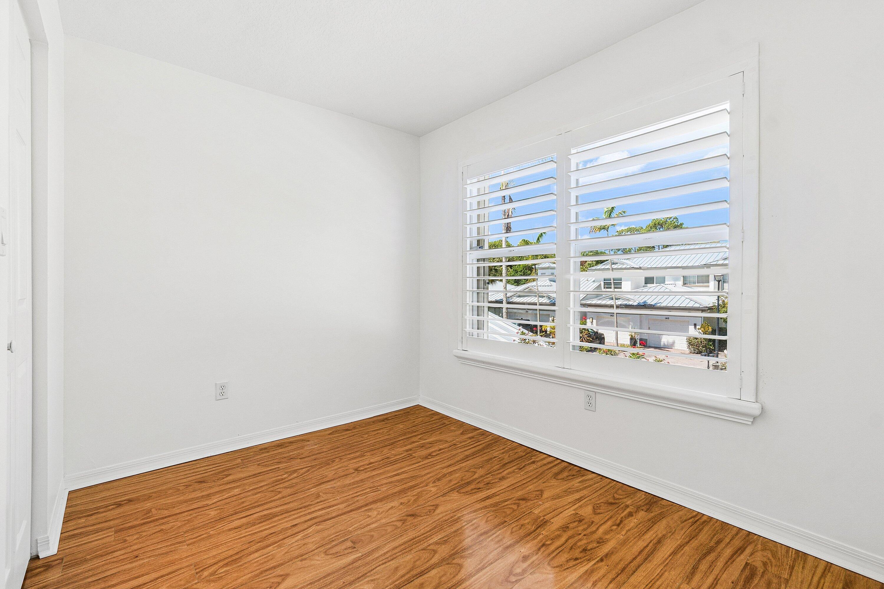 139 Coconut Key Lane Delray Beach, FL 33484 - Photo 24 of 32 Den1