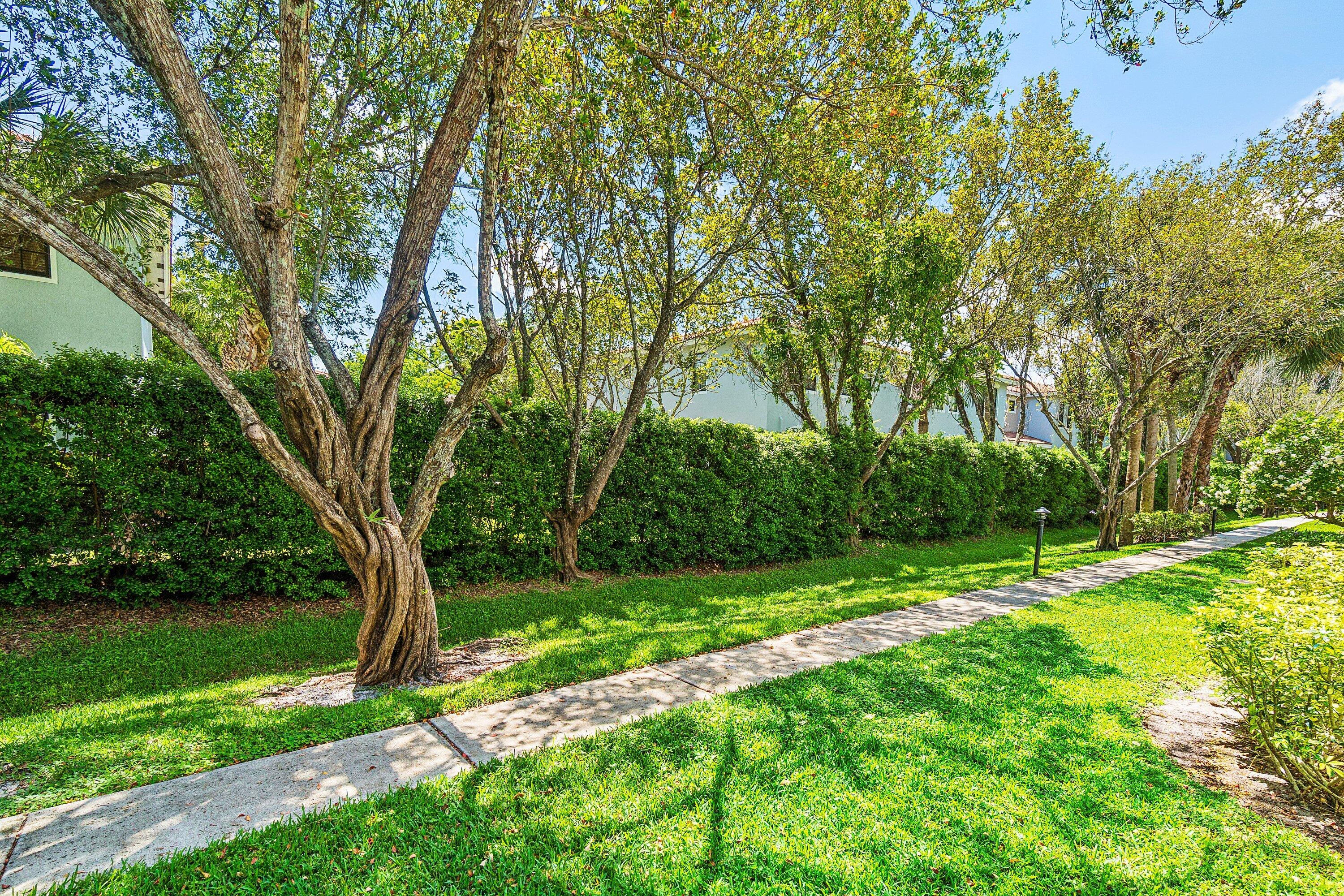 139 Coconut Key Lane Delray Beach, FL 33484 - Photo 30 of 32 037-139CoconutKeyLane-DelrayBeach-FL-334