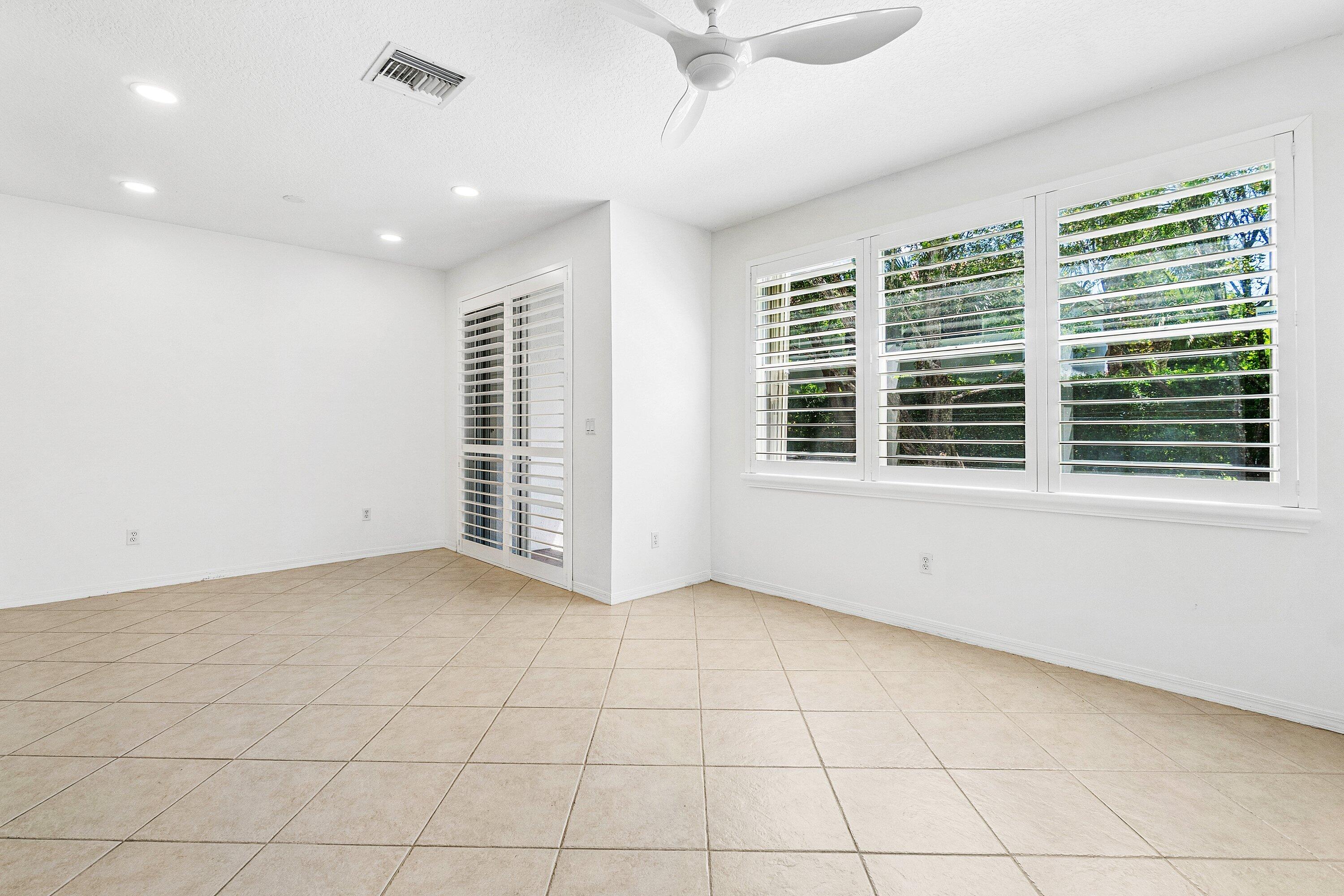 139 Coconut Key Lane Delray Beach, FL 33484 - Photo 6 of 32 living dining