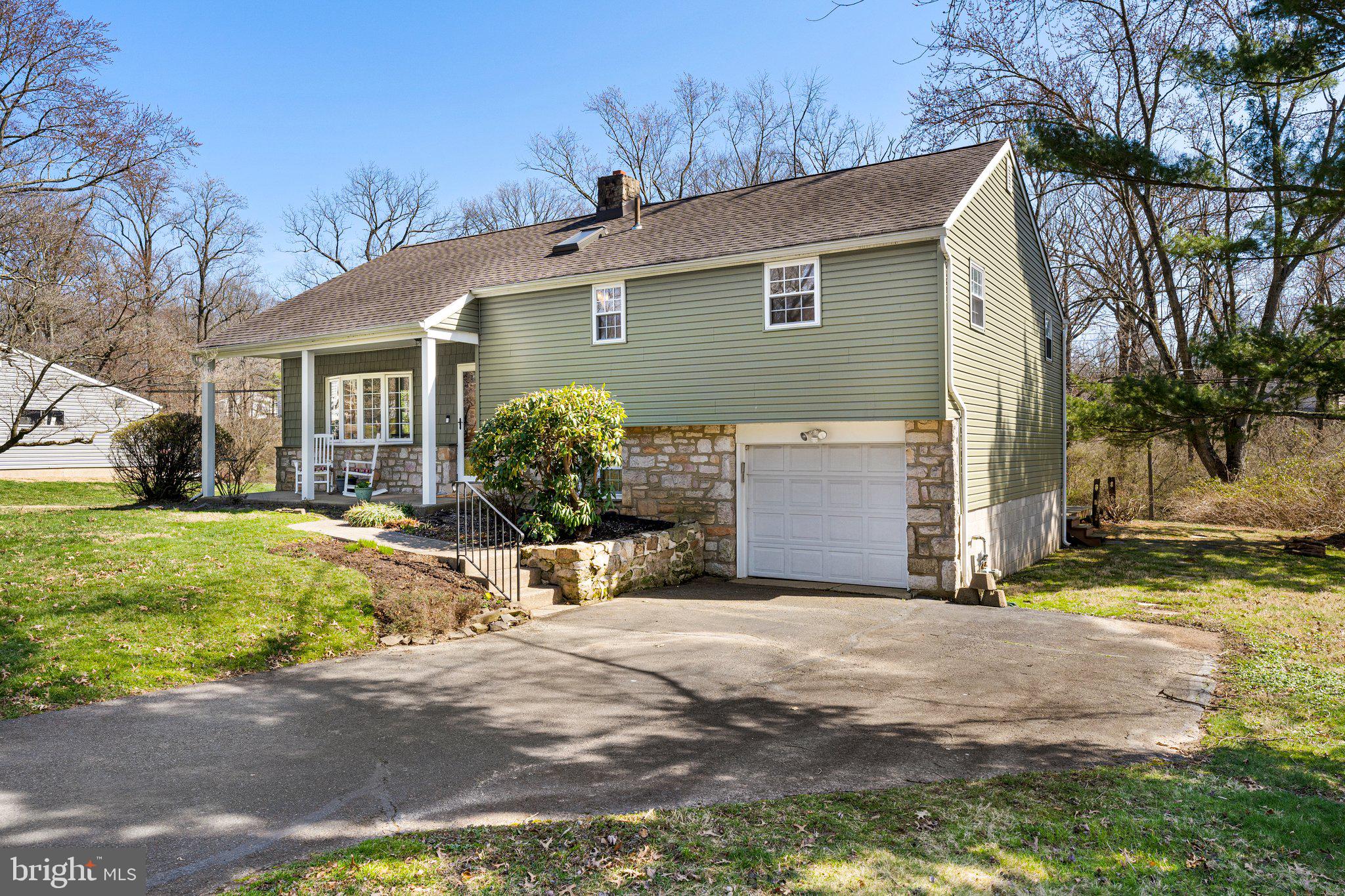 233 Lower Valley Road North Wales, PA 19454 - Photo 3 of 29 Gallery Image 3