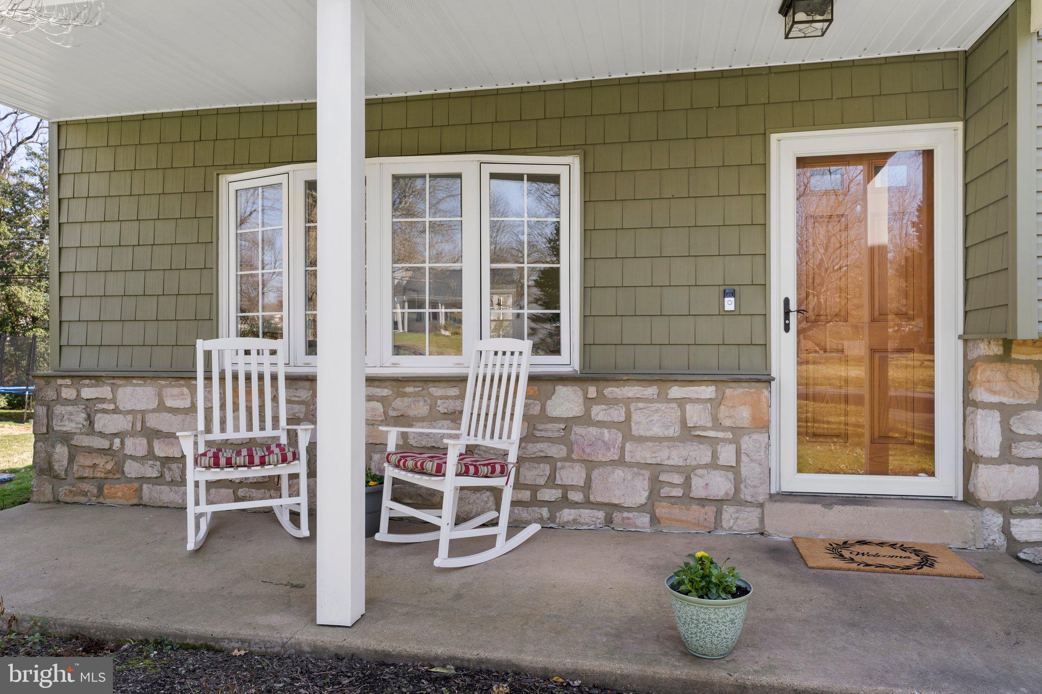 233 Lower Valley Road North Wales, PA 19454 - Photo 4 of 29 Gallery Image 4