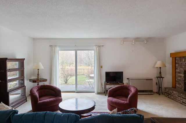 $330,000 | K5 Stonehedge Drive, Unit K5, South Burlington, VT 05403