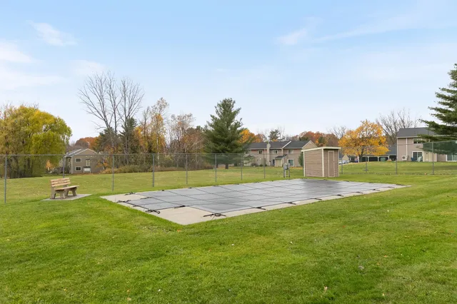 $330,000 | K5 Stonehedge Drive, Unit K5, South Burlington, VT 05403