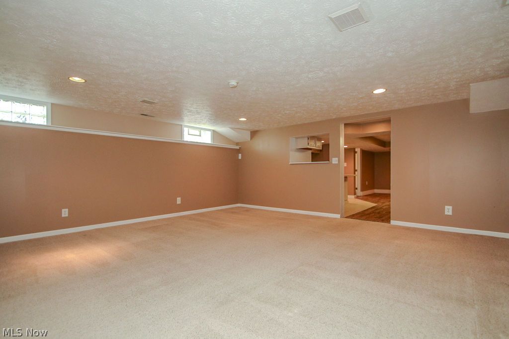 12433 Webster Road Strongsville, OH 44136 - Photo 46 of 50