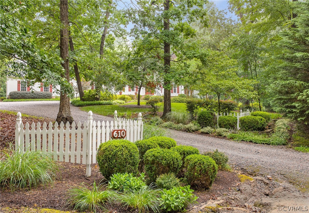610 Courthouse Road North Chesterfield, VA 23236 - Photo 2 of 50 a view of a park with a large trees