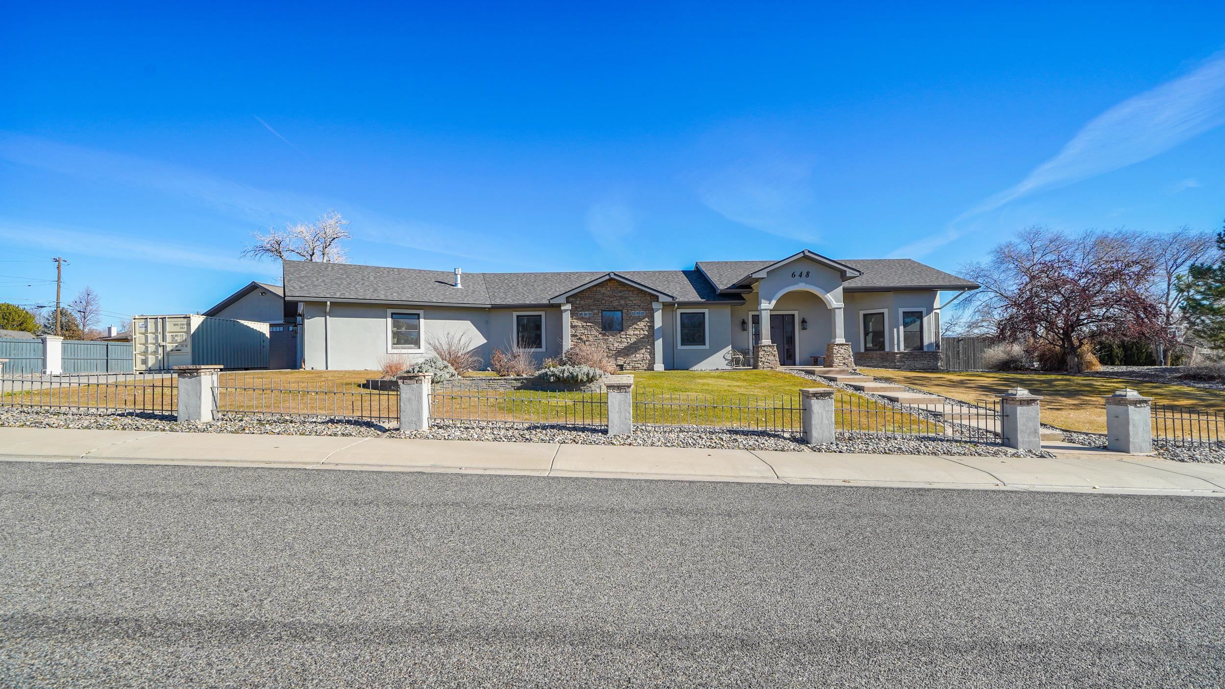 648 Pineneedle Court Grand Junction, CO 81506 - Photo 1 of 40
