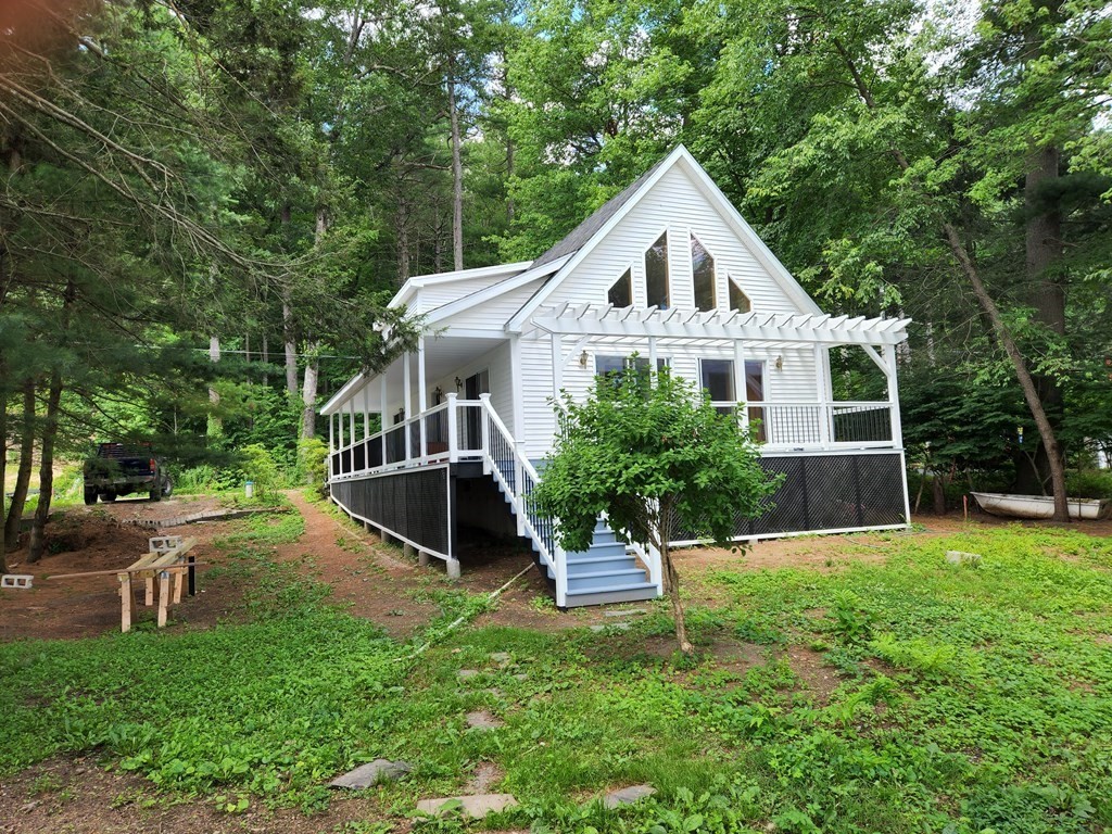 37 Spring Street Lunenburg, MA 01462 - Photo 1 of 17