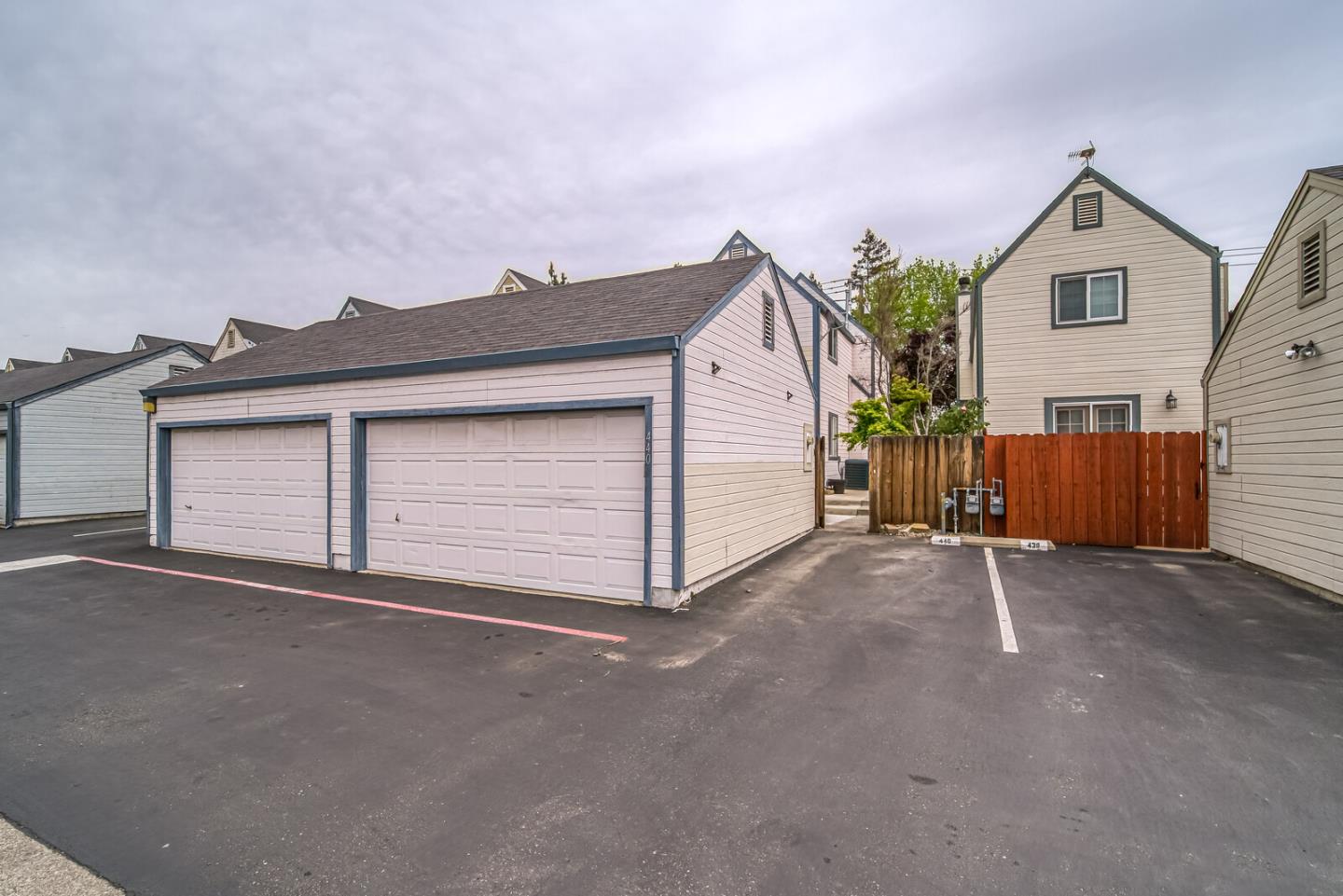440 Golf Circle Manteca, CA 95337 - Photo 3 of 31 a view of a house with garage