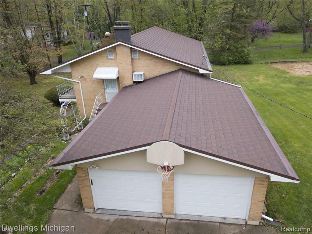 4319 Merritt Road Ypsilanti, MI 48197 - Photo 33 of 44 DJI_0038.jpg