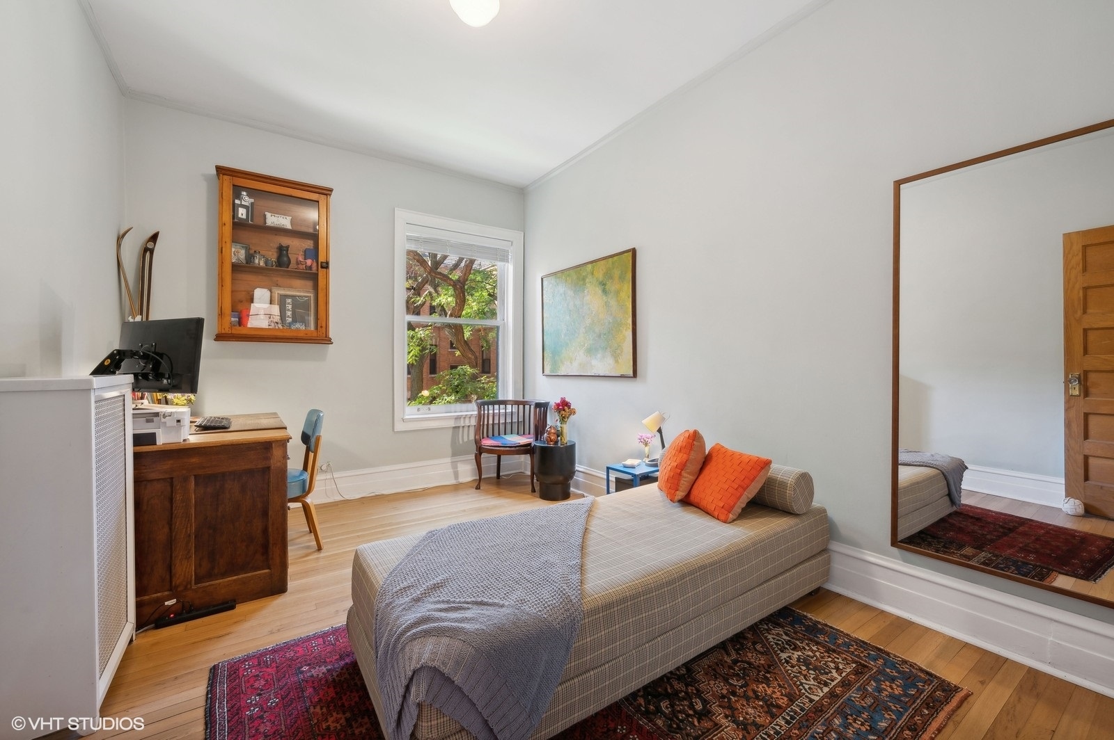 662 West Irving Park Road, Unit J3 Chicago, IL 60613 - Photo 14 of 18 Gallery Image 14
