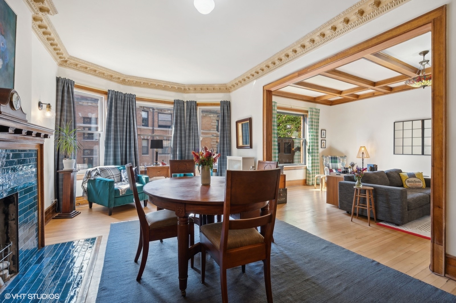 662 West Irving Park Road, Unit J3 Chicago, IL 60613 - Photo 4 of 18 Gallery Image 4