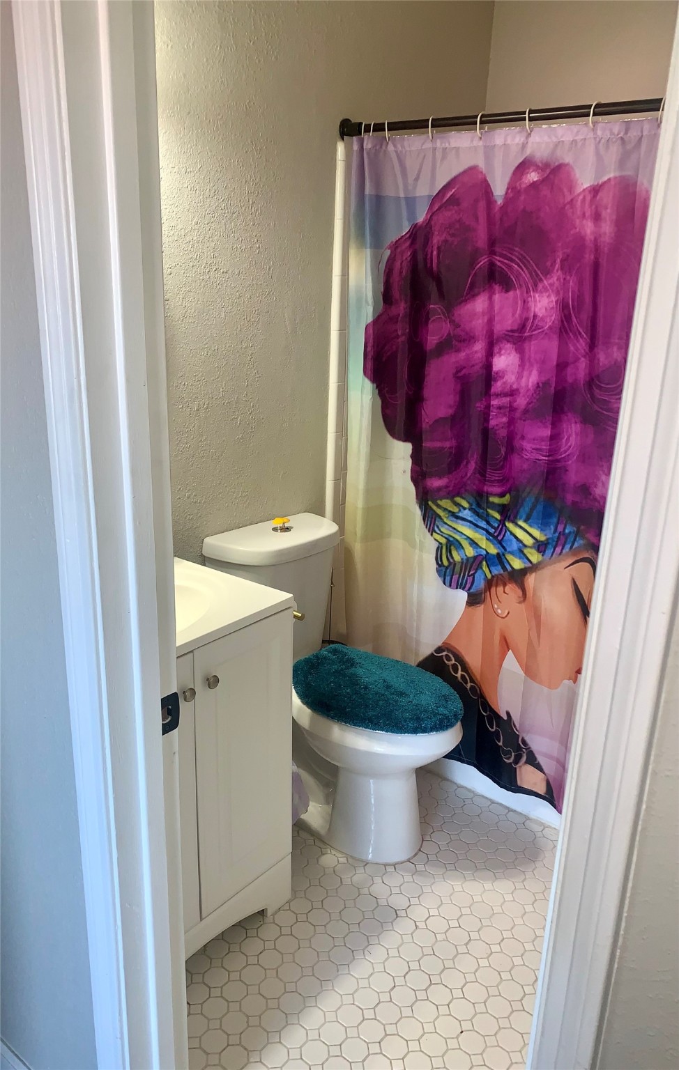 4807 Forest Court Baytown, TX 77521 - Photo 21 of 32 Second bath