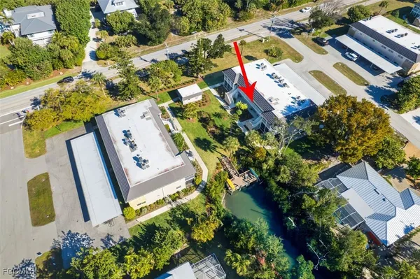 $289,000 | 601 Periwinkle Way, Unit D7, Sanibel, FL 33957